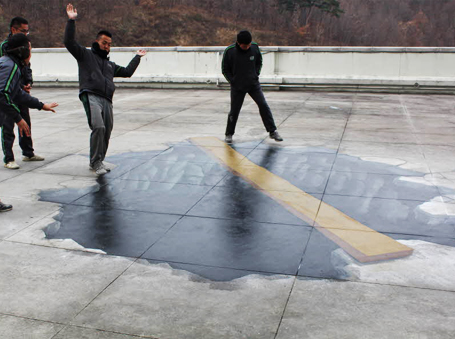 트릭아트(외나무다리) 벽화사진